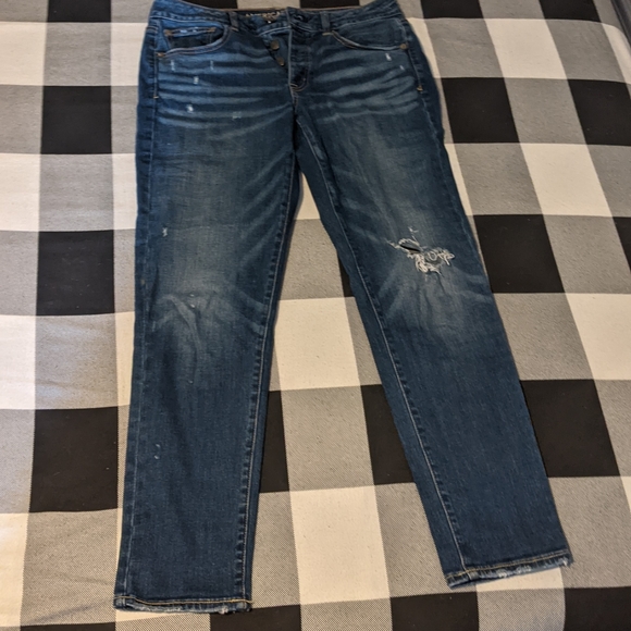 American Eagle dark wash boyfriend jeans 6R - Picture 1 of 2